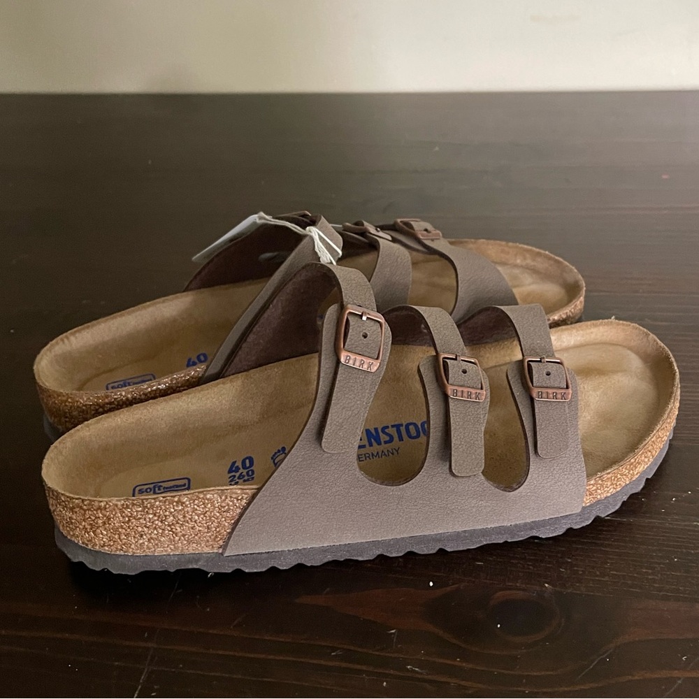 NWT Birkenstock Florida Mocca Softbed Sandals Size 9(40)